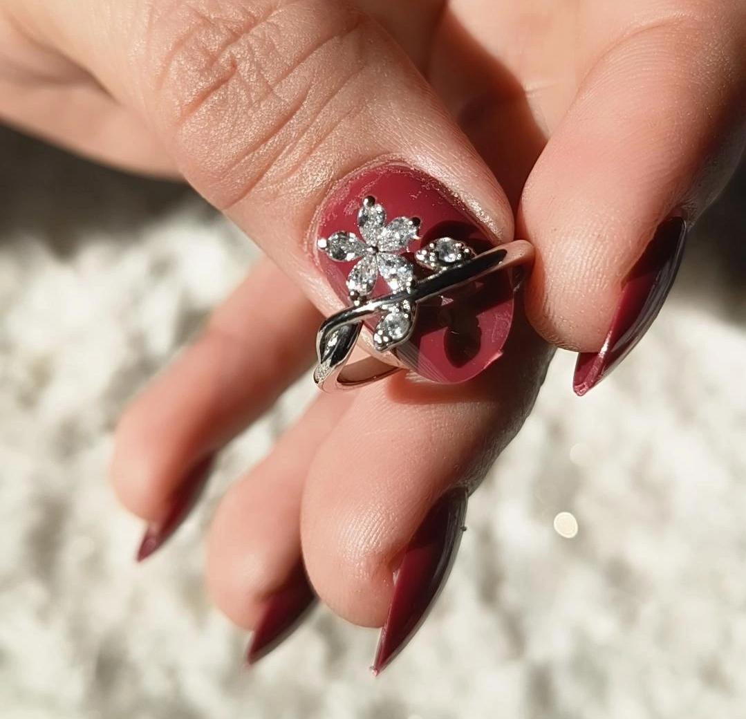 Elegant Crystal Floral Adjustable Ring for Women | Minimalist - Image 2